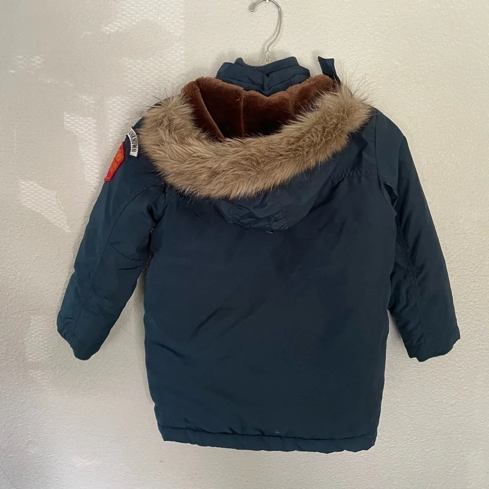 H&M Mountain Adventure patch faux fur trim hooded puffer jacket size 6-7 years